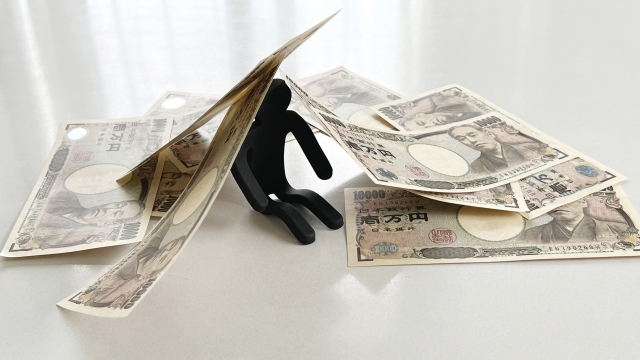 お金が逃げていく。日南市の司法書士や弁護士に無料で相談できます