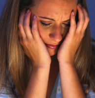 ���d���̔Y�݁F�l�X���s�ō������E�C�Ӑ����E���Ȕj�Y�E�l�Đ�������